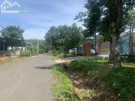 Bán 2 lô 10x50=500m2 giá 480 triệu sổ riêng thổ cư sát chợ 0938889035