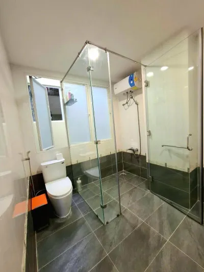 **Bán nhà phường 7, HXH Cách Mạng Tháng 8** Tân Bình; căn góc - 8,8 tỷ