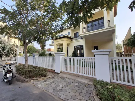 🔥 VIP! Biệt thự 3 tầng ĐXT, 477m²  – Senturia Vườn Lài Q12