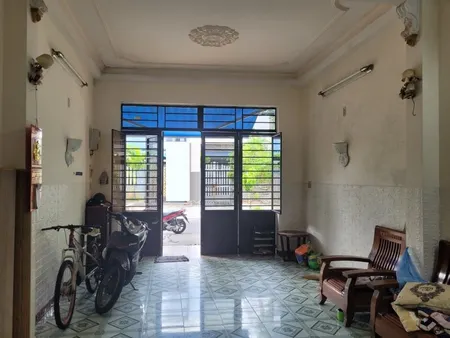 ♣ Nhà MT Nguyễn Tri Phương, 62m2, ngang 8m, 3 tầng, 8.x tỷ