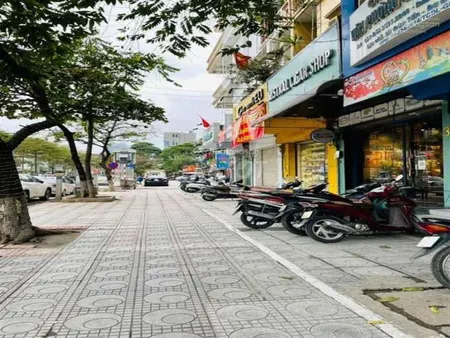 Tìm ngân hàng thuê mặt bằng kinh doanh mặt phố Đào Tấn 154m2 MT 15m