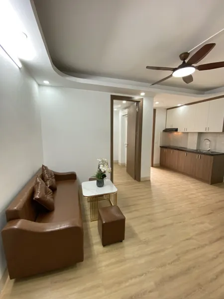 Bán căn hộ chung cư đường Đông Tác, Đống Đa, 55m2, nhà đẹp full nội thất, ban công thoáng, gần ô tô