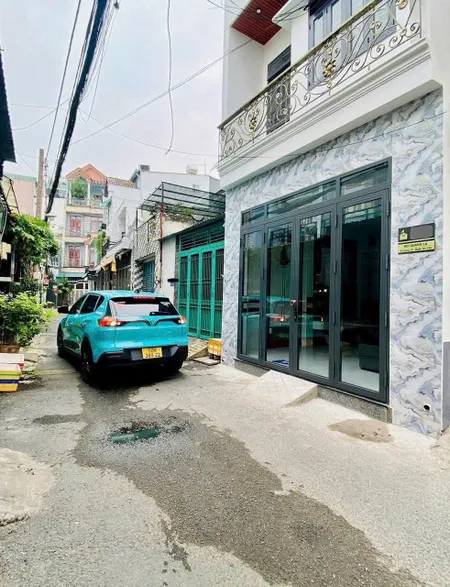 NHÀ PHỐ XE HƠI THÔNG - GẦN CHỢ PHẠM VĂN BẠCH 🏘️Vị trí : Bùi Quang Là, Phường 12, Gò Vấp