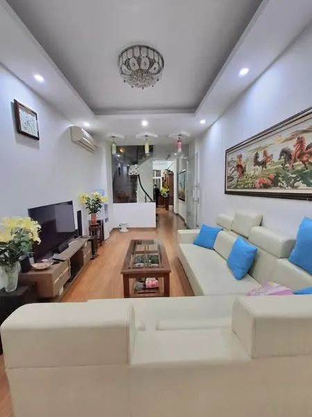 PHÂN LÔ - Ô TÔ - NHÀ ĐẸP KINH DOANH - Ô TÔ VÀO NHÀ - CÁCH MẶT PHỐ - CÁCH HỒ LINH ĐÀM CHỈ 30M