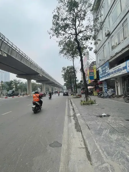 Siêu mặt phố Hồ Tùng Mậu-Cầu Giấy 70m2 8tầng thang máy, vỉa hè cực rộng 8m nhà đẹp kinh doanh đa hệ