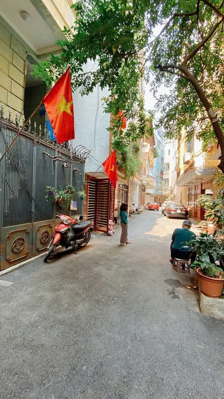 Mót bán hạ chào nhà phân lô Nguyễn Ngọc Nại ô tô đỗ cửa DT: 70m2 x 5 tầng, MT: 5,5m, chào giá: 18,5 tỷ