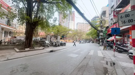 Bán NHANH KS 3* trung tâm quận Thanh Xuân, 102m2x8 tầng, thang máy, lô góc 69,9 tỷ