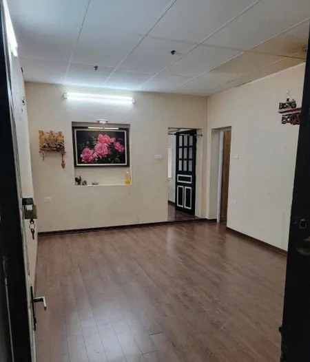 Cho thuê căn hộ Tập thể Giảng Võ 60m2, 2 ngủ, vào được ngay chỉ 7.5 Triệu