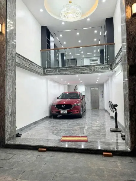 QUAN TÂM nhà KPL ĐỀN LỪ tiếp giáp LOUIS HOÀNG MAI. 63m 7 tầng Ô tô tránh, vào nhà. Chỉ 19 tỷ 530