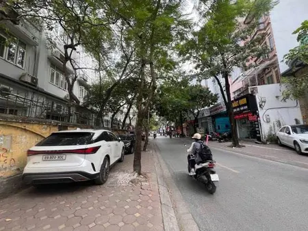 Bán gấp nên giảm nhanh 5 tỷ mảnh đất mặt phố Trung Kính, Cầu Giấy, 140m2 chỉ còn 59 tỷ