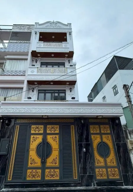 Bán nhà 3 lầu giá 7,8 tỷ