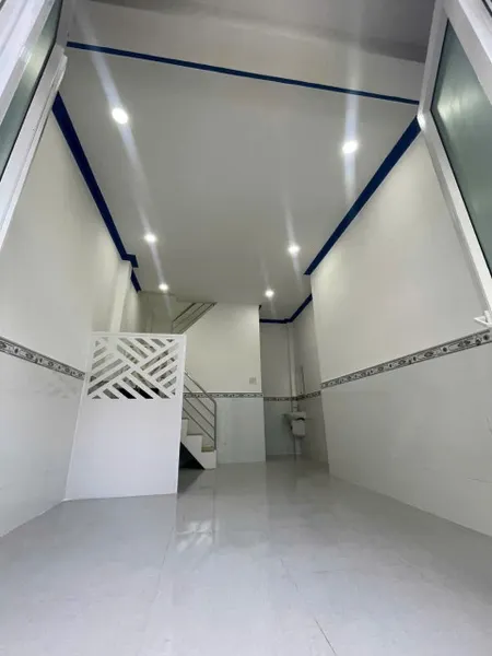 Nhà bán tân xuân,  hóc môn