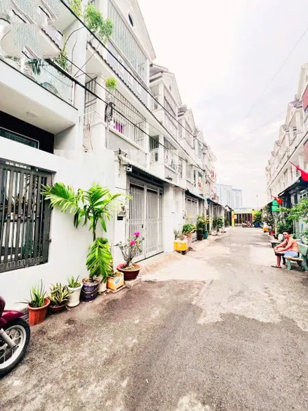 BÁN NHÀ 3 TẦNG KHU LIỀN KẾ 56M2 HẺM XE HƠI TÂN HOÀ 2. HIỆP PHÚ