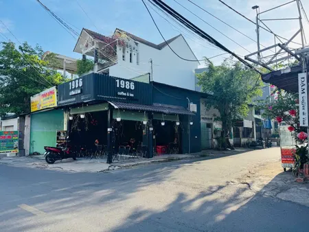 Bán nhà căn góc, mặt tiền Nguyễn Bảo Đức, 90m2 chỉ 5,8 tỷ cho thuê 10tr. Giá quá tốt!