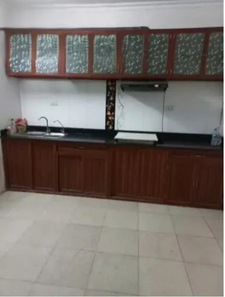 Cho thuê nhà ngõ ô tô 11 Phương Mai, Đống Đa 3.5 tầng, 2 ngủ vào ngay 7tr