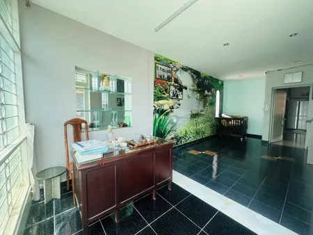 CHỦ ĐỊNH CƯ GẤP BÁN NHÀ MẶT PHỐ 5 TẦNG NGUYỄN VĂN ĐẬU BÌNH THẠNH NGANG HIẾM 6M GIÁ 23.5 TỶ