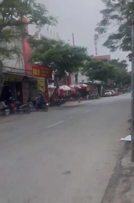BÁN ĐẤT TẶNG NHÀ MẶT PHỐ NGUYỄN HOÀNG TÔN-TIỆN ÍCH VIP CỦA KHU ĐÔ THỊ CIPUTRA