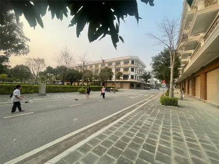 CĂN GÓC MT 11m VIP. KĐT XUÂN HƯNG. VIEW CÔNG VIÊN. LH: 0966343969
