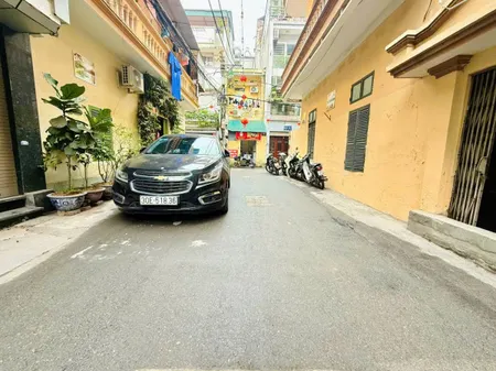 Bán đất phân lô Lương Thế Vinh ô tô đỗ cửa, 2 thoáng DT: 92m  MT : 6m , chào giá : 21 tỷ