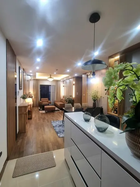 Căn hộ cao cấp 4 phòng ngủ, 144 m- Goldmark City, Hồ Tùng Mậu. Đầy đủ nội thất tiêu chuẩn cao.