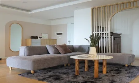 BÁN NHÀ PHỐ LÊ DUẨN KHU PHÂN LÔ, HIẾM MẶT TIỀN RỘNG 5,4M, DT 65M2, AN NINH TỐT, DÂN TRÍ CAO.