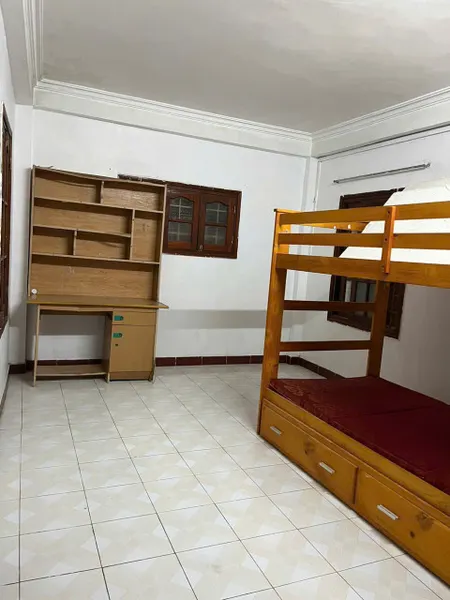 CHO THUÊ NHÀ NGUYÊN CĂN TRONG KHU TẬP THỂ TRƯỜNG ĐHBK HAI BÀ TRƯNG,HÀ NỘI