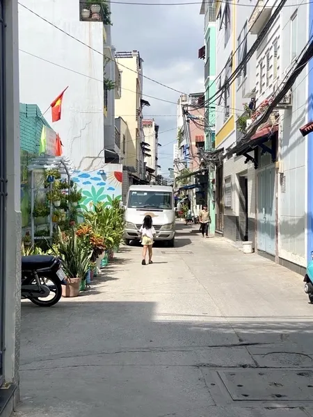 CHÍNH CHỦ BÁN NHÀ MẶT TIỀN - XE HƠI ĐẬU CỬA - HẺM THÔNG NHIỀU HƯỚNG.
