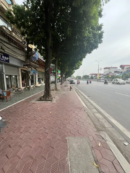 MẶT PHỐ - VỈA HÈ RỘNG KINH DOANH SIÊU KHỦNG - 18 tỷ