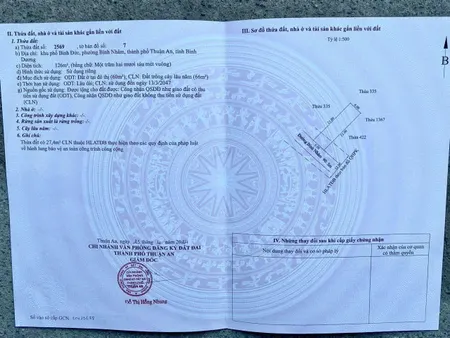 Bán Lô này ở ngay sau lưng trường Nguyễn Trường Tộ - Bình Nhâm 90 - Đường xe tải đi thông thoáng - DT: 6x21m = 126m2 thổ cư 60m2 Giá bán: 3,1 Tỷ