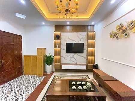 PHÂN LÔ TÔ VĨNH DIỆN, HÀNG XÓM DÂN TRÍ CAO, BA BƯỚC RA PHỐ CHỈ 8.5 TỶ.