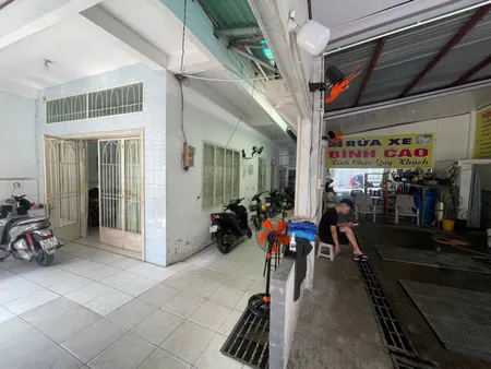 NHÀ 3 TẦNG 9 PHÒNG NGỦ BÙI ĐÌNH TUÝ. DT 220m2 NGANG 11m DÀI 20m. Giá 25.5T