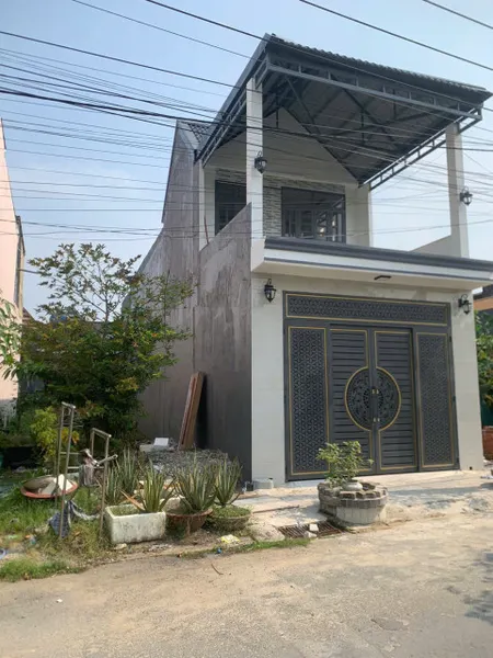 Nhà  5x17 85m2 1ty6 sổ hồng riêng SDT 0909356049