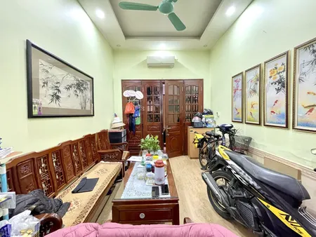 Bán nhà Tôn Thất Tùng (Đống Đa) 30/35m, 4 tầng, mt 3.1m, giá 8.4 tỷ