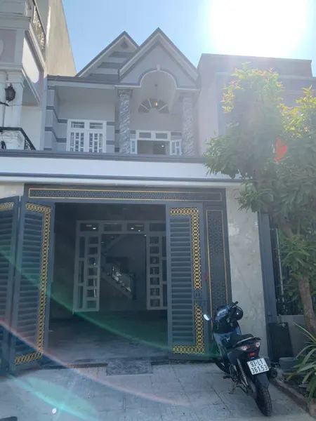 Nhà 5x18 92m2 2ty250 sổ hồng riêng SDT 0909356049