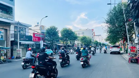 NHÀ MẶT TIỀN PHẠM VĂN BẠCH, TÂN BÌNH, ĐOẠN KD SẦM UẤT- CHỈ 114 TRIỆU/M2