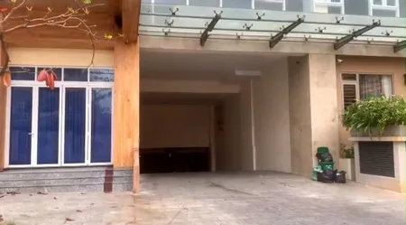 BÁN GẤP VĂN PHÒNG NHÀ TRẺ TẦNG TRỆT, CHUNG CƯ GOLD SEA VŨNG TÀU, NTCC, 149.2M2, 3PN,3WC, TIỆN Ở, CHO THUÊ, MỞ VP CTY. GIÁ : 12.5 TỶ(TL)