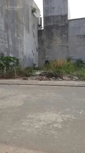 Nền cực đẹp chỉ giá 2,15Tỷ ngay MTĐ Tam Bình, Tam Phú, Thủ Đức, sổ riêng.