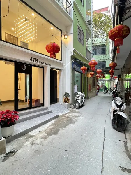 Bán gấp nhà Hà Trì, mặt tiền siêu rộng, thang máy chạy vù vù, chỉ 7.x tỷ