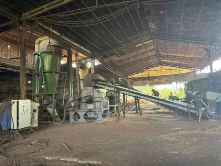 Cho Thuê Xưởng Cưa Xẻ Và Viên Nén Gỗ Tại Chơn Thành – Bình Phước.Diện tích xưởng: 30.000m².1 tỷ / tháng
