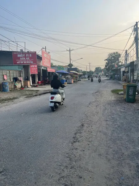 Chính chủ gửi bán lô đất mặt tiền đường nhựa cháo vịt Liên Thành An Tây 6x70, giá 3.3 tỷ