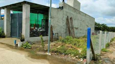 Chủ bán 1 nền nhà đẹp khu dân cư đường bê tong ô tô láng dài long đát brvt
