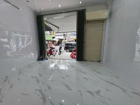 Cho thuê nhà mặt tiền đường Huỳnh Ngọc Huệ