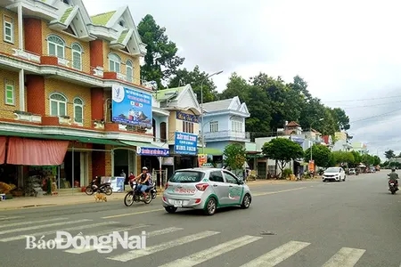 Nhà cho trung tâm huyện Tân Phú giá 330 triệu