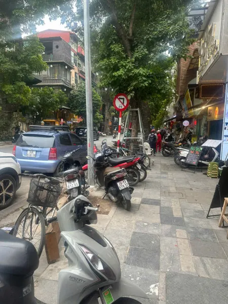 Căn hộ 38m 2 ngủ Phố Cổ Hoàn Kiếm 2.6 tỷ.