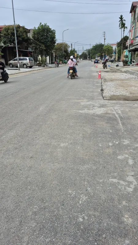 Chuyển nhượng lô đất có mt 8,8m mặt đường nhựa