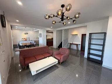 Cho thuê căn Penhouse Hưng Vượng 2, 160m2, 2 lầu, 3pn 2wc