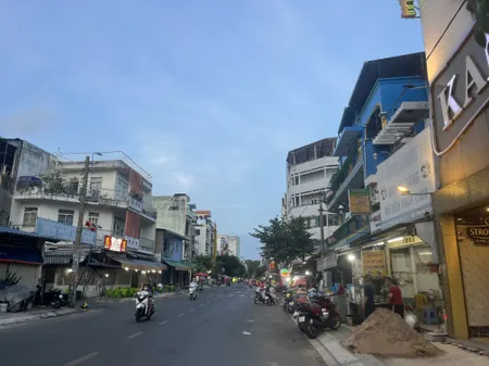 Bán nhà MTKD đường Trần Quý P4 , Ngay Chợ Thiếc  Quận 11