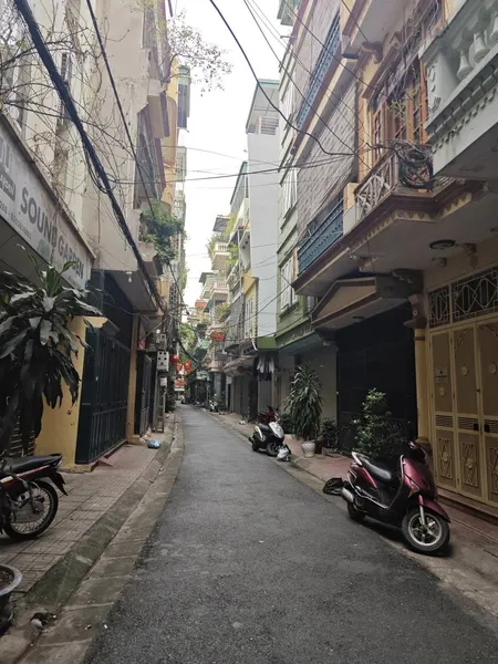 BÁN NHÀ PHỐ 8/3 - DÂN TRÍ CAO- ĐƯỜNG DẢI NHỰA - LÔ GÓC 2 THOÁNG - 45mX4 TẦNG - MT 4M - 9 TỶ