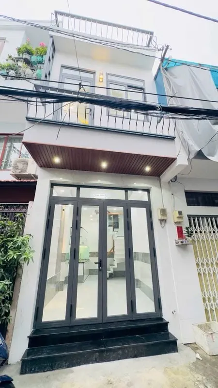 Bán gấp nhà mới xây ngay liên tinh 5, quận 8 giá 1 tỷ200tr-12m2, sổ hồng riêng