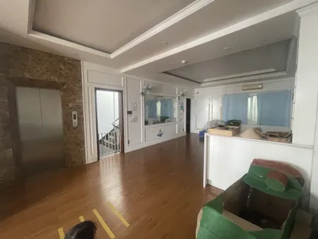 BÁN NHANH NHÀ HẺM HOA HẬU 339 LÊ VĂN SỸ QUẬN 3, 5 X 15 VUÔNG VỨC, 4 TẦNG